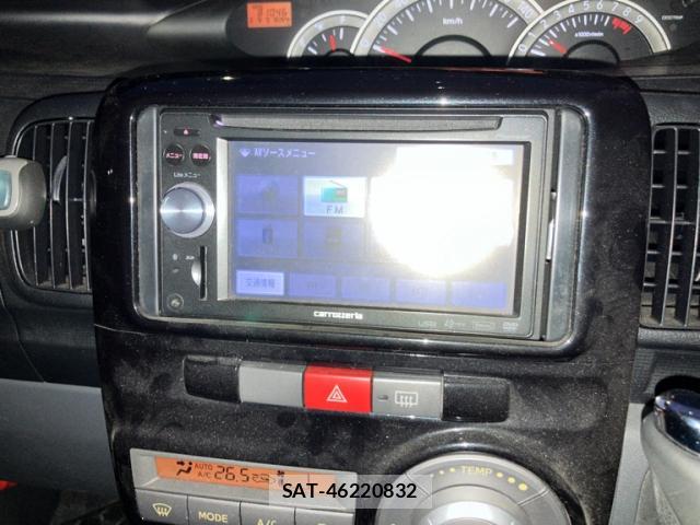Daihatsu TANTO 2009-11 8877588-8