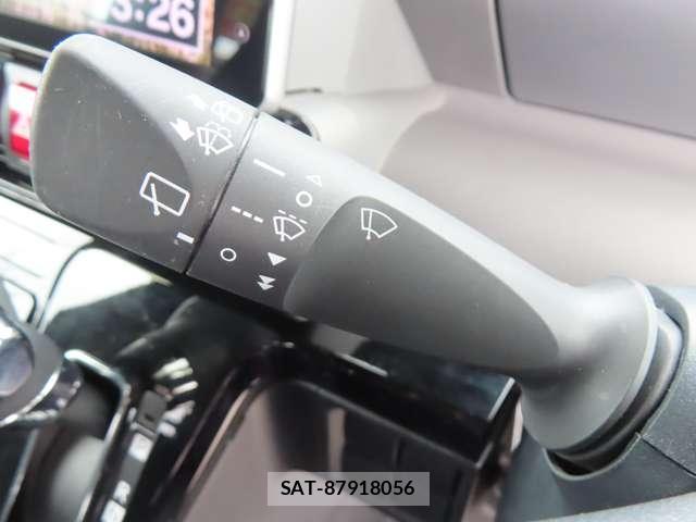 Daihatsu TANTO 2020-01 8877615-19