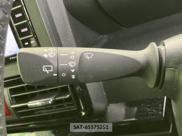 Daihatsu TANTO 2023-01 8878101-16