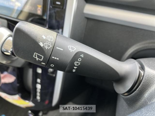 Daihatsu TANTO 2019-01 8878102-17