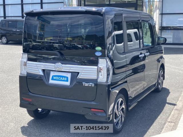Daihatsu TANTO 2019-01 8878102-2