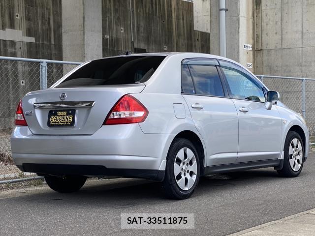 Nissan TIIDA LATIO 2010-09 8876527-1