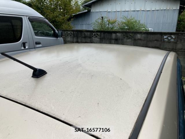Nissan TIIDA 2010-07 8875963-12