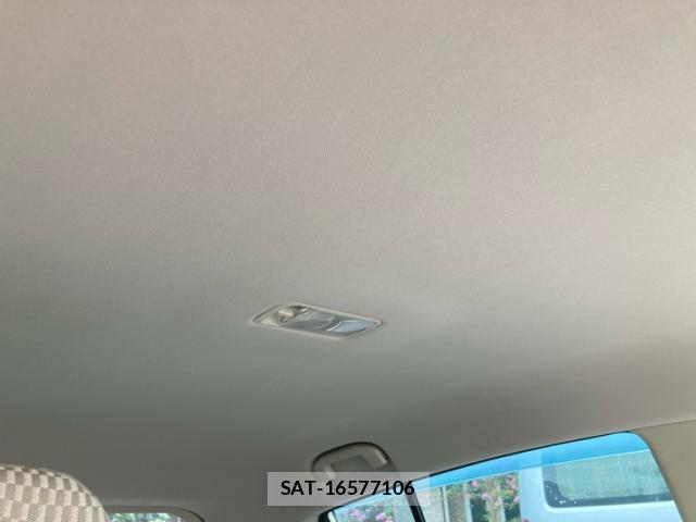 Nissan TIIDA 2010-07 8875963-6