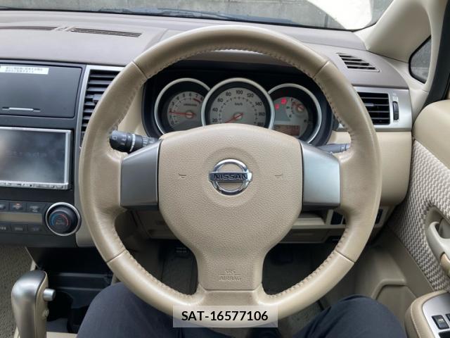Nissan TIIDA 2010-07 8875963-8
