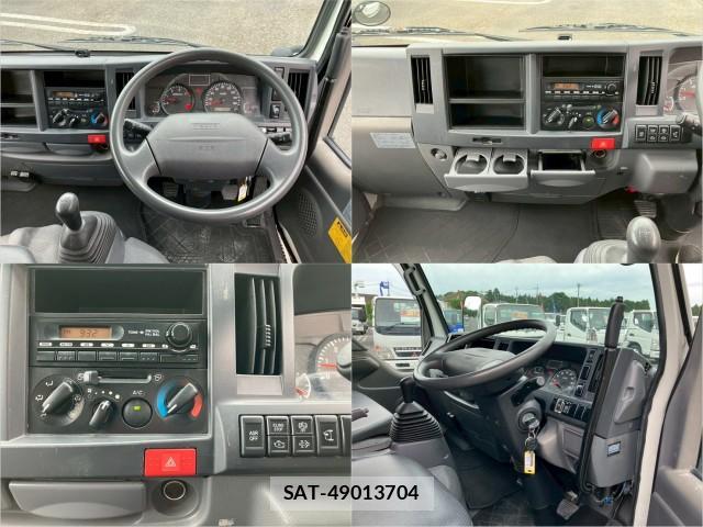 Mazda TITAN 2014-04 8876817-13