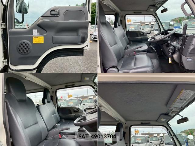 Mazda TITAN 2014-04 8876817-14