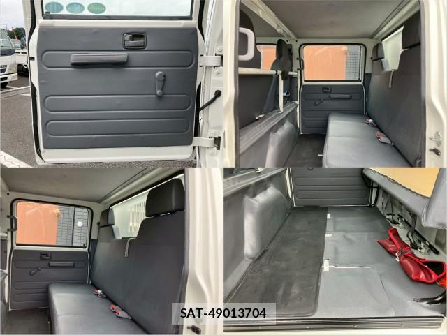 Mazda TITAN 2014-04 8876817-16