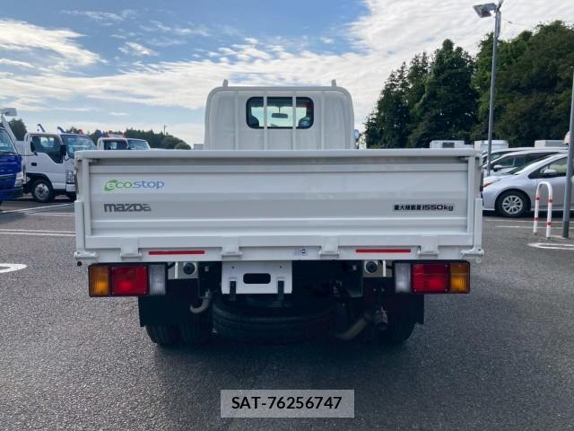Mazda TITAN 2020-07 8876821-4