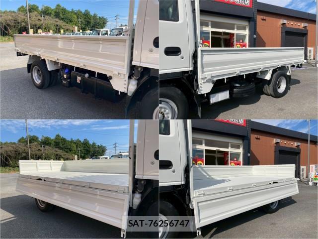 Mazda TITAN 2020-07 8876821-6