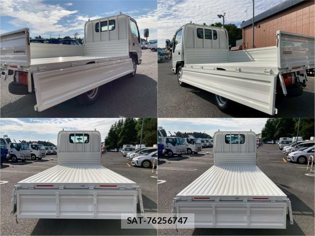 Mazda TITAN 2020-07 8876821-7