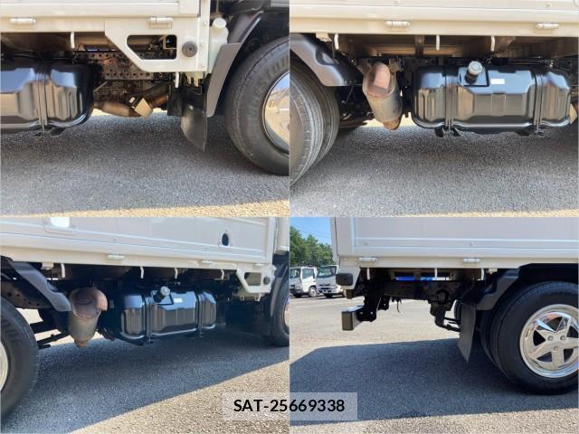 Mazda TITAN 2010-09 8876969-15