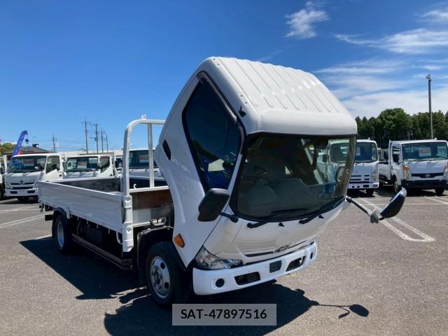 Toyota TOYOACE 2019-05 8876881-10