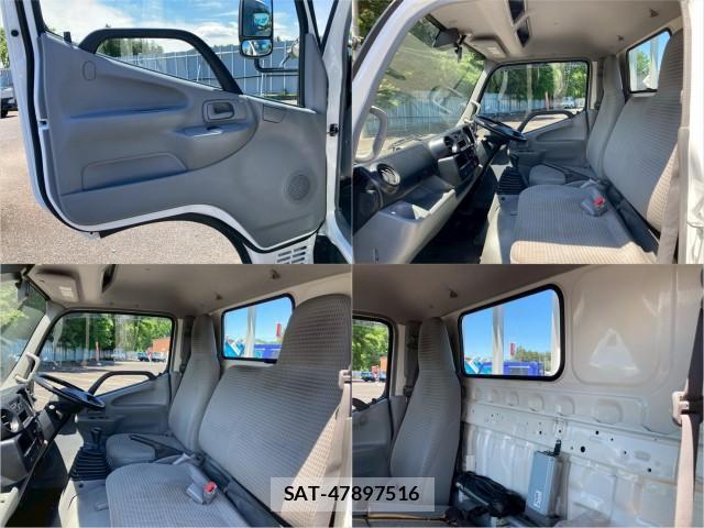 Toyota TOYOACE 2019-05 8876881-18