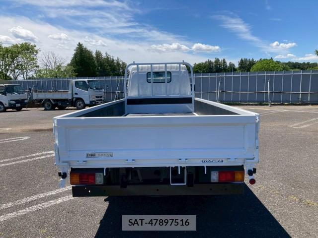 Toyota TOYOACE 2019-05 8876881-4