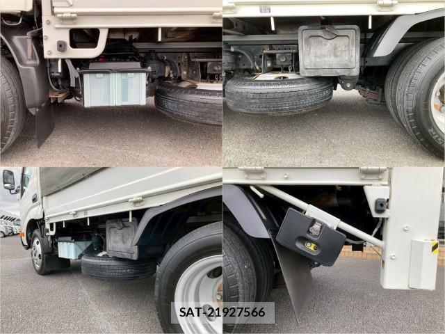 Toyota TOYOACE 2016-09 8876913-14