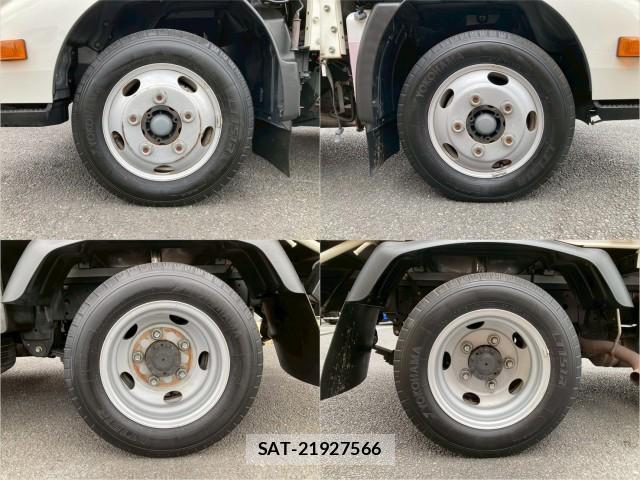 Toyota TOYOACE 2016-09 8876913-19