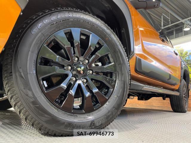 Mitsubishi TRITON 2024-12 8876159-13
