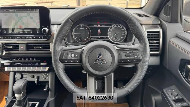 Mitsubishi TRITON 2024-04 8877146-16