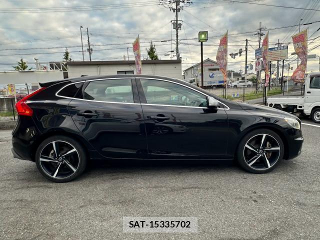 Volvo V40 2013-09 8877602-5