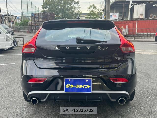 Volvo V40 2013-09 8877602-7