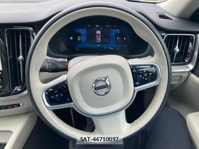 Volvo V60 2025-03 8876365-11