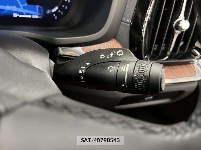 Volvo V60 2025-06 8877513-13