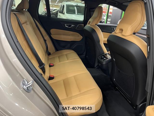 Volvo V60 2025-06 8877513-4