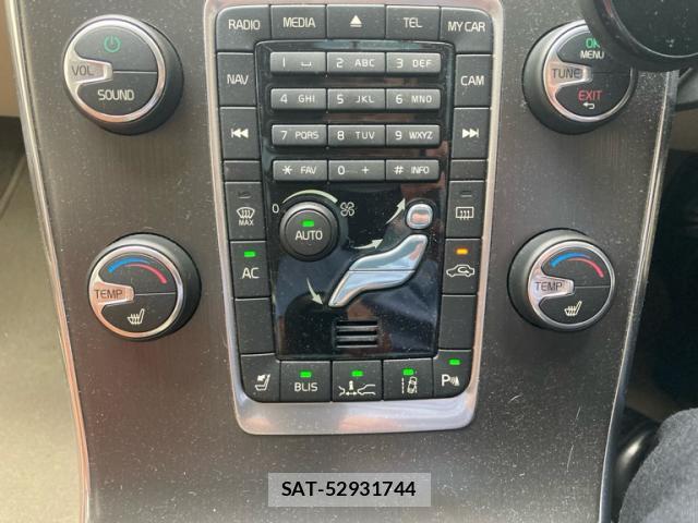 Volvo V60 2013-09 8877564-11