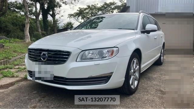 Volvo V70 2017-02 8877176-0