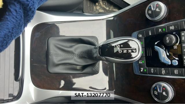 Volvo V70 2017-02 8877176-14