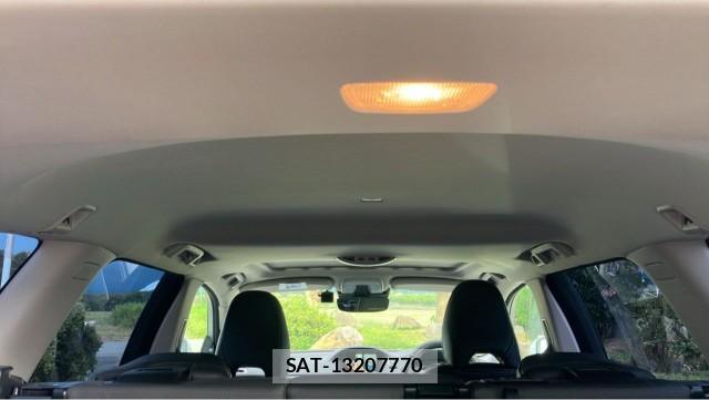 Volvo V70 2017-02 8877176-15