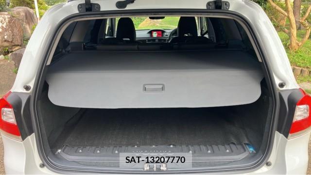 Volvo V70 2017-02 8877176-17