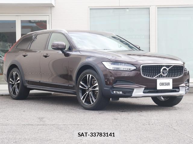 Volvo V90 2017-03 8876173-5