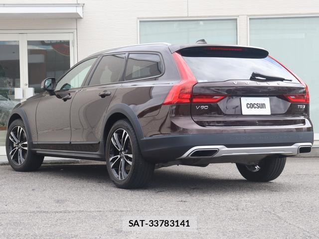 Volvo V90 2017-03 8876173-9