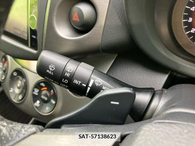 Toyota VANGUARD 2013-01 8878083-15