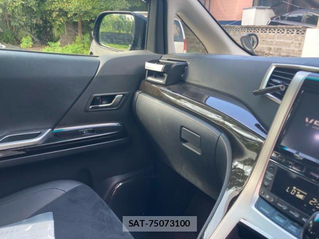 Toyota VELLFIRE 2013-09 8876338-19