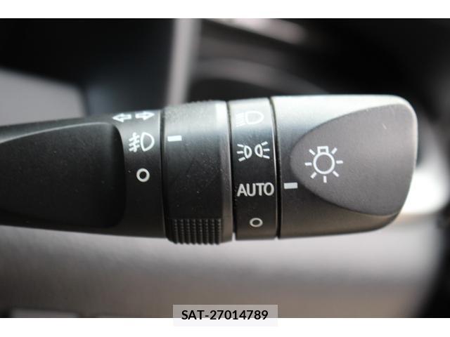 Toyota VELLFIRE 2016-02 8876510-11