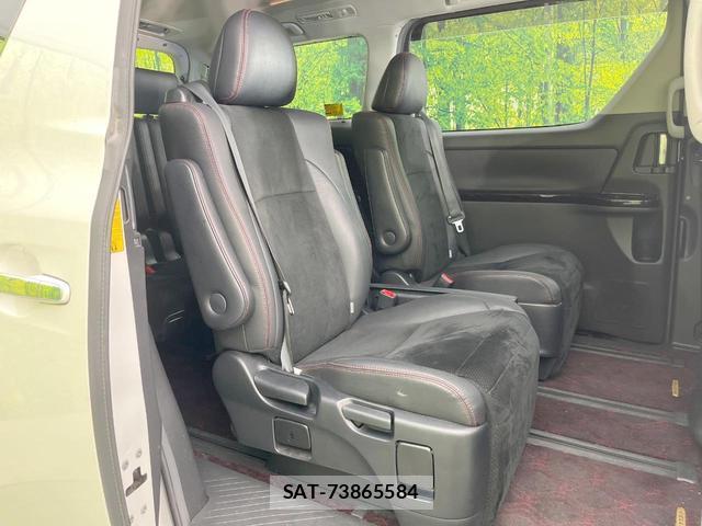 Toyota VELLFIRE 2013-07 8876590-8