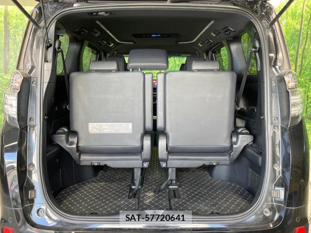 Toyota VELLFIRE 2017-04 8876680-11