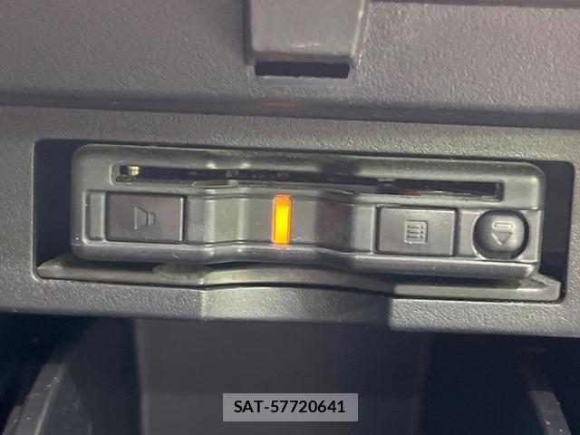 Toyota VELLFIRE 2017-04 8876680-7