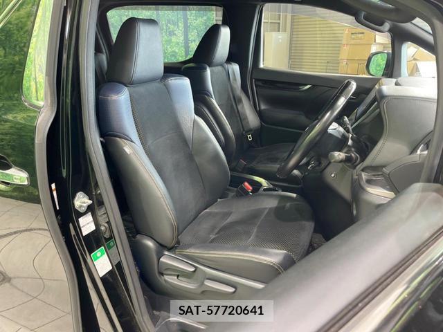 Toyota VELLFIRE 2017-04 8876680-8