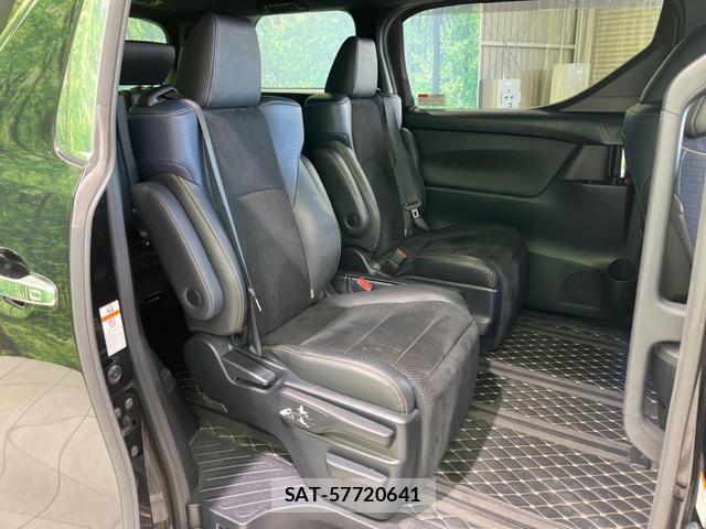Toyota VELLFIRE 2017-04 8876680-9