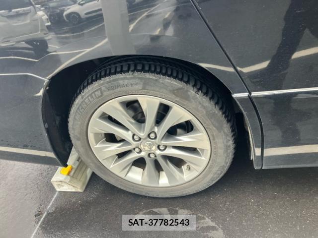 Toyota VELLFIRE 2010-11 8877619-4