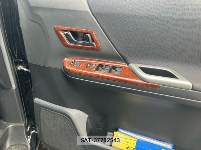 Toyota VELLFIRE 2010-11 8877619-6