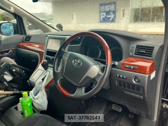 Toyota VELLFIRE 2010-11 8877619-7