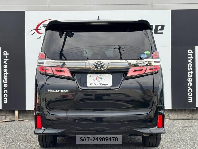 Toyota VELLFIRE 2018-10 8877820-15