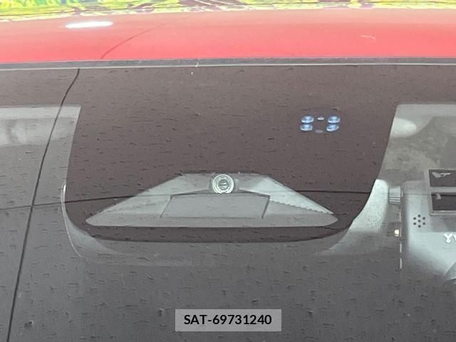 Honda VEZEL 2021-09 8875954-3