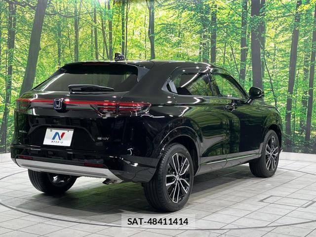 Honda VEZEL 2024-12 8876997-16