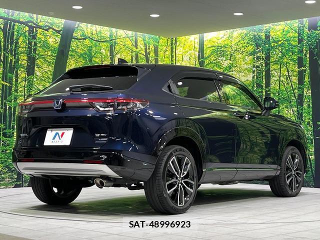 Honda VEZEL 2023-10 8877388-17